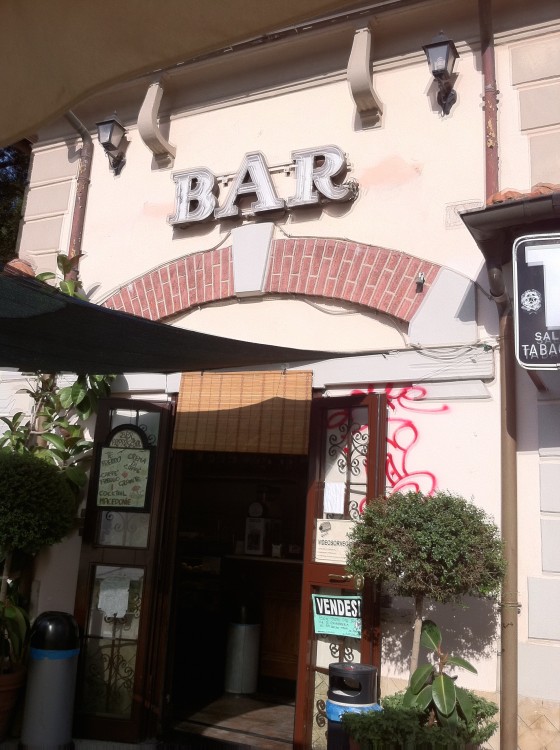 The Basilica San Paolo bar is steps from the church.
